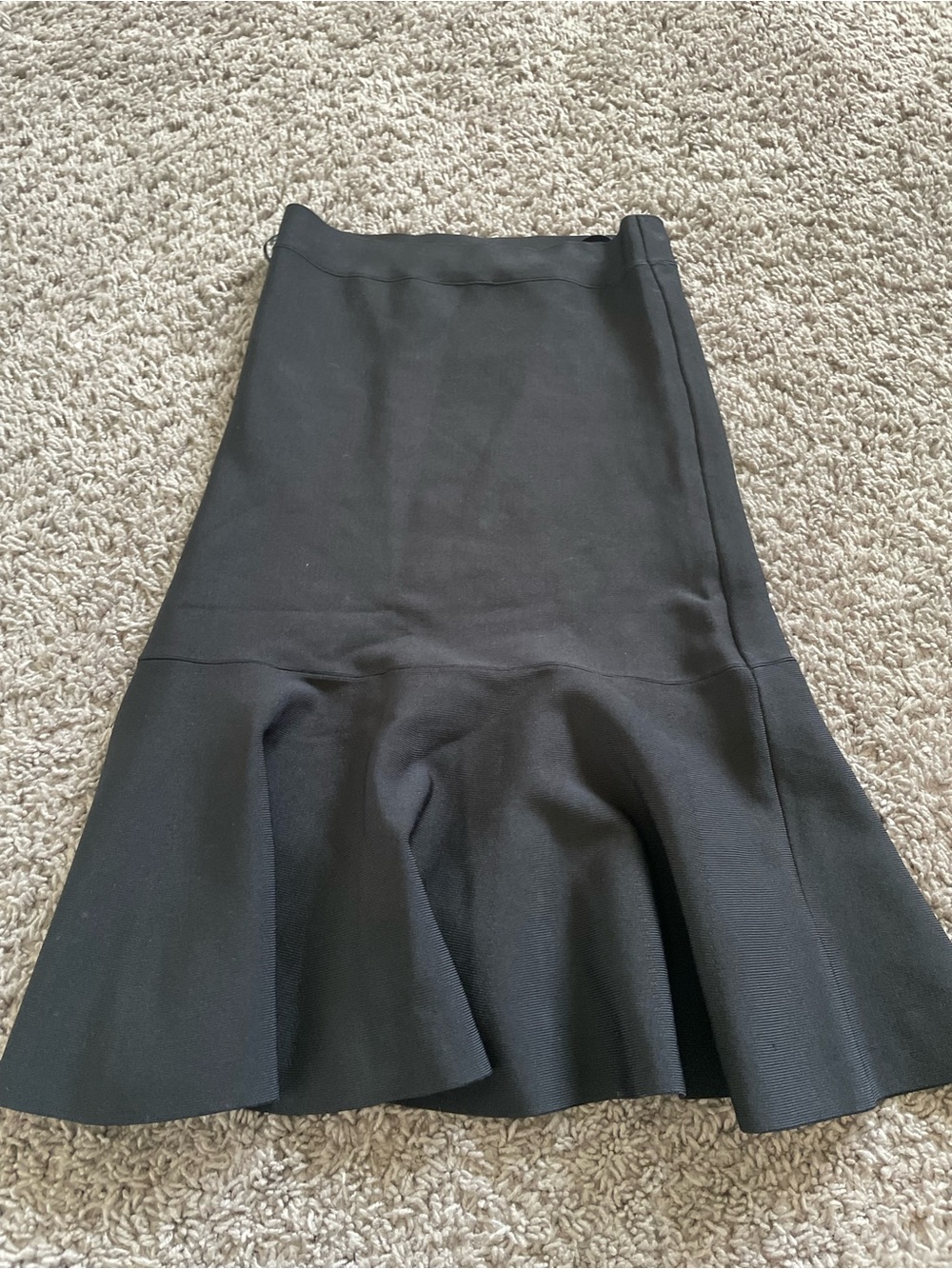 NWOT BCBGMaxAzria - Womens Black Pencil Skirt with Flared Hem Size XS